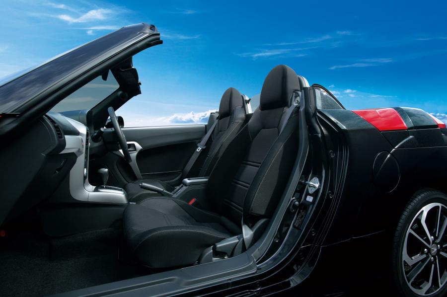  Daihatsu Copen XPlay 2014 года  (фото 8 из 8)